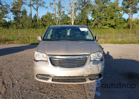 2015 Chrysler Town & Country Touring from USA, damaged, VIN 2C4RC1BGXFR544373